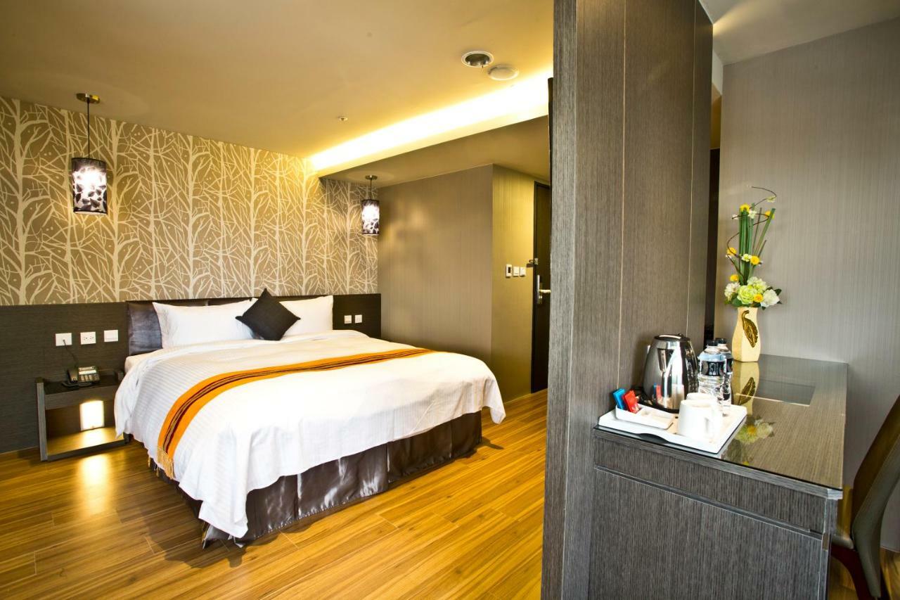 Fine Hotel Kaohsiung Luaran gambar