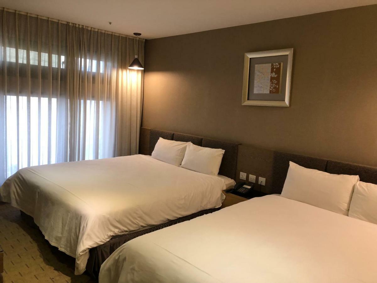 Fine Hotel Kaohsiung Luaran gambar