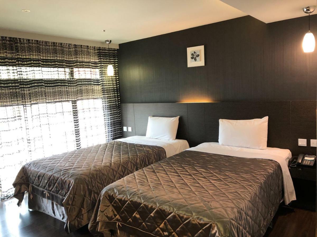 Fine Hotel Kaohsiung Luaran gambar